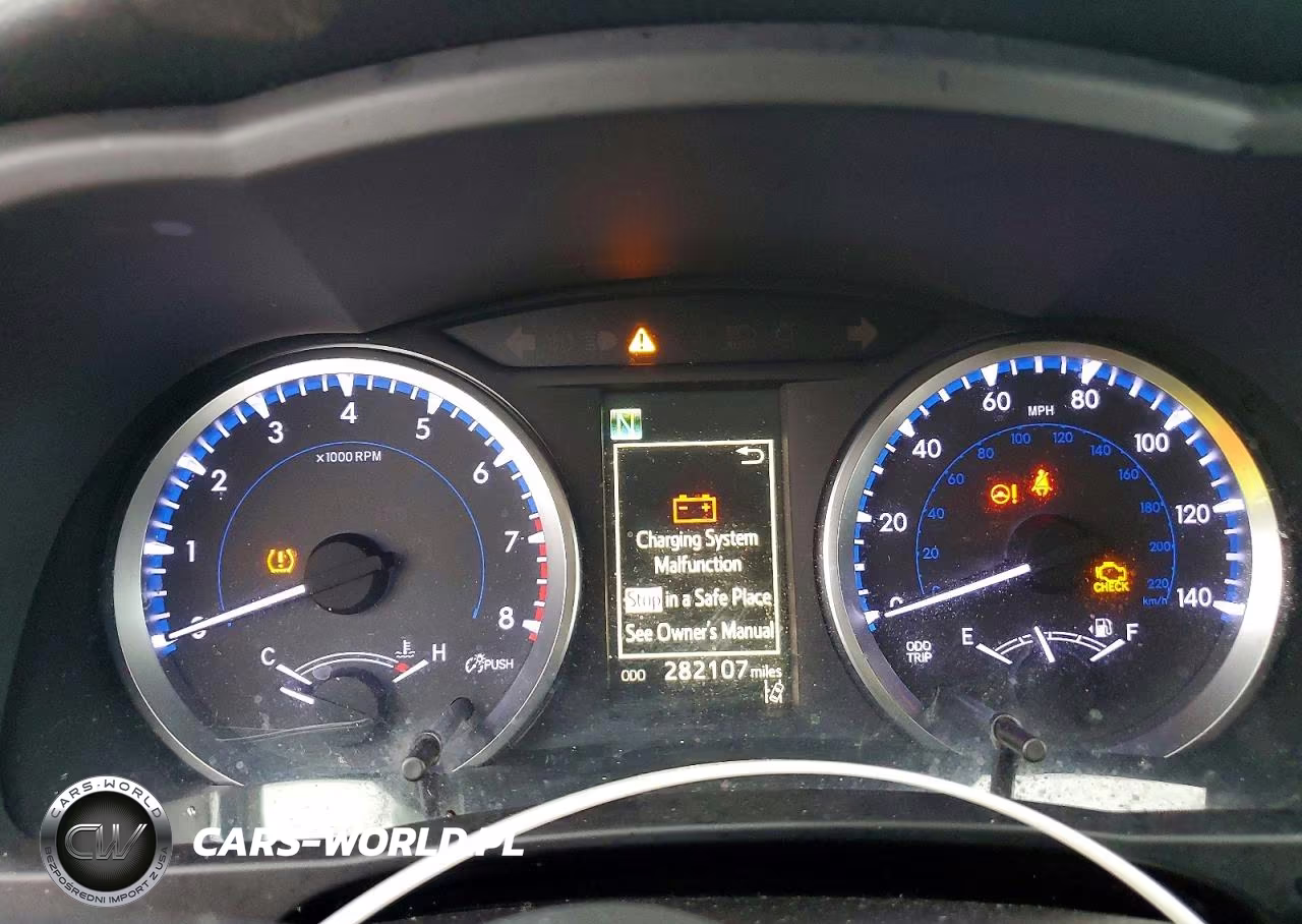 2018 Toyota Highlander Le VIN:5TDZZRFH6JS245866 - 9
