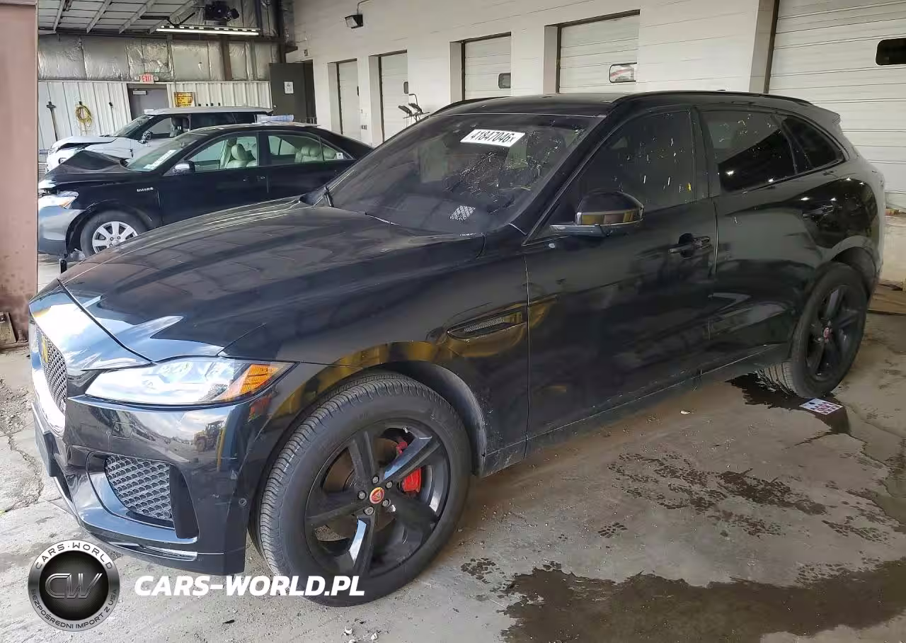 2019 Jaguar F-Pace S