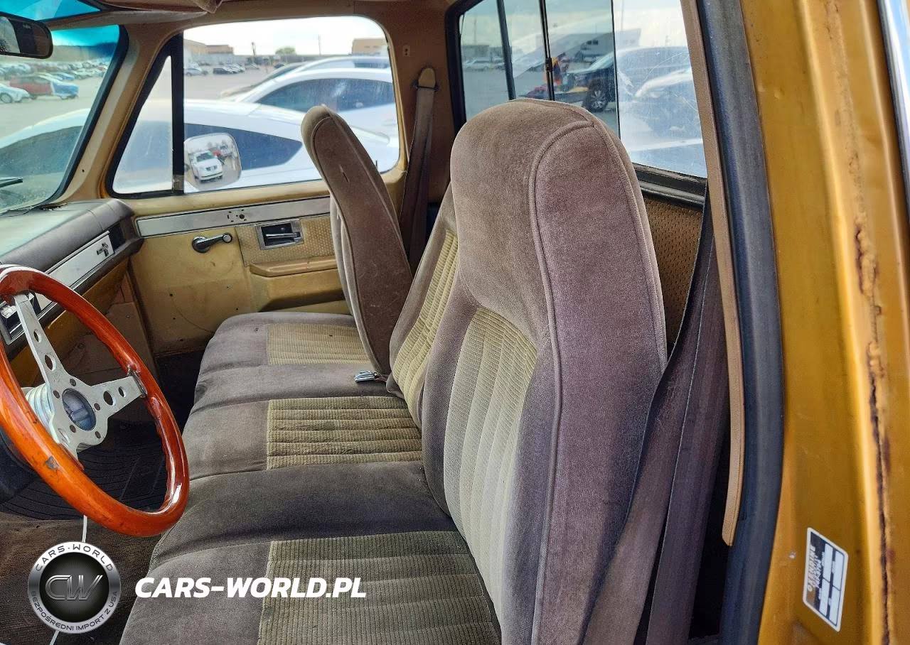 1986 Chevrolet C10 VIN:1GCDC14H4GS147466 - 10