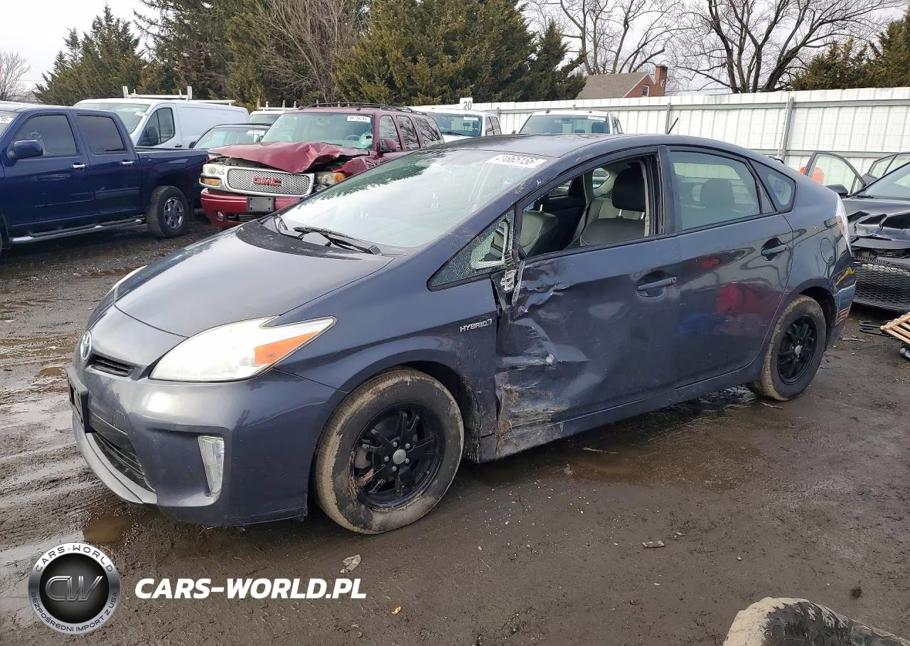 2013 Toyota Prius Four
