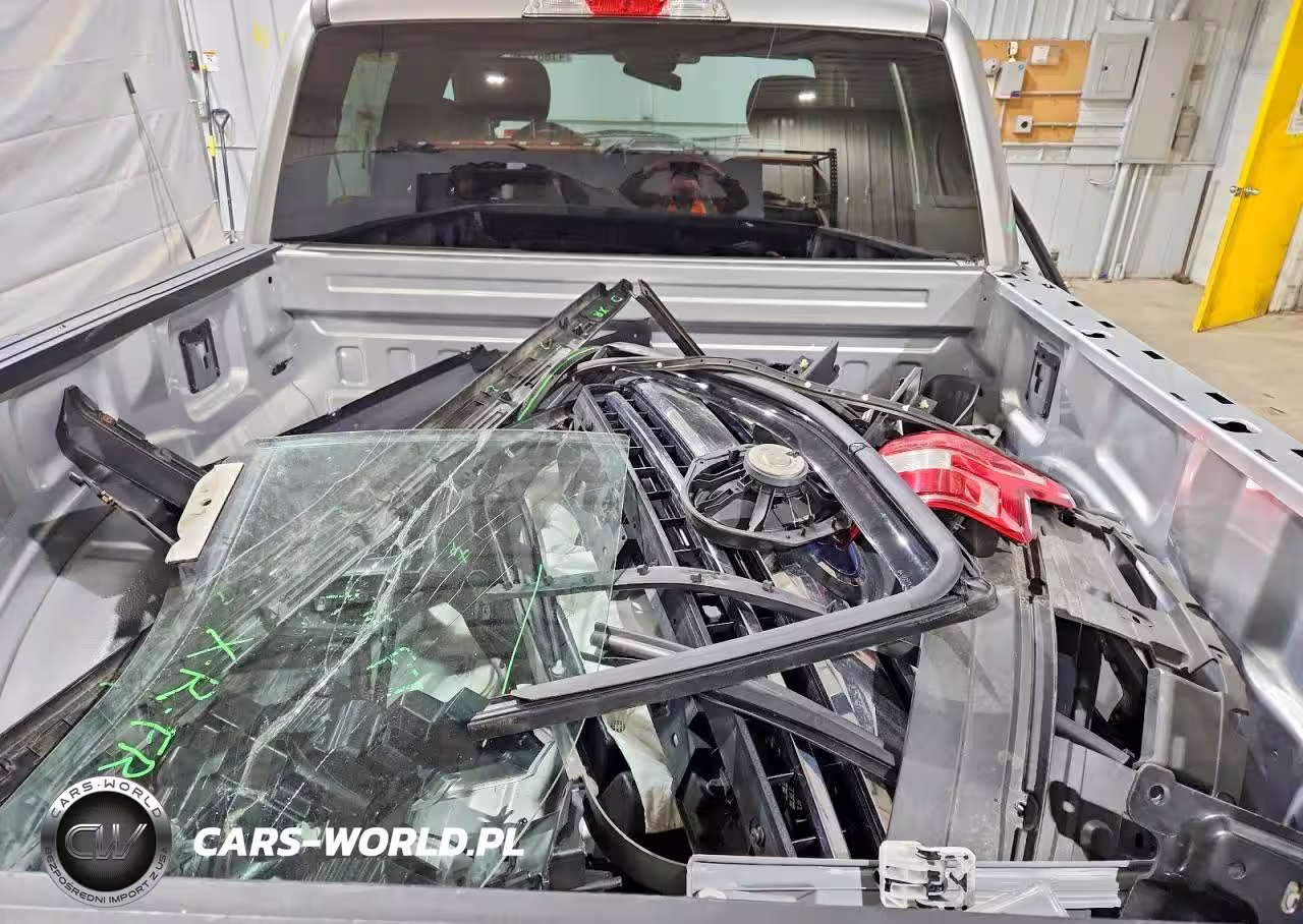 2018 Ford F150 Supercrew VIN:1FTEW1E52JFD62795 - 12