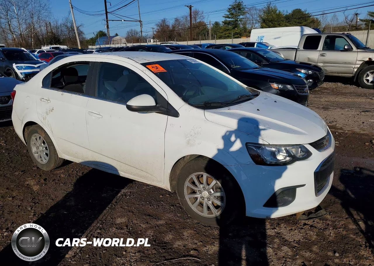 2017 Chevrolet Sonic Lt VIN:1G1JD5SH9H4130557 - 4
