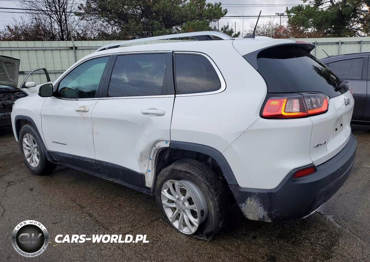 2019 Jeep Cherokee Latitude VIN:1C4PJMCX6KD471559 - 2