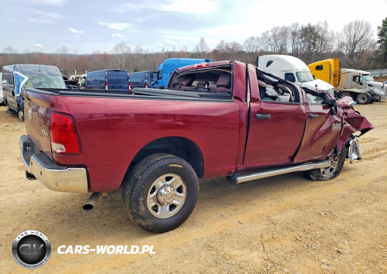 2018 Ram 3500 St VIN:3C63R3CJ1JG335202 - 3