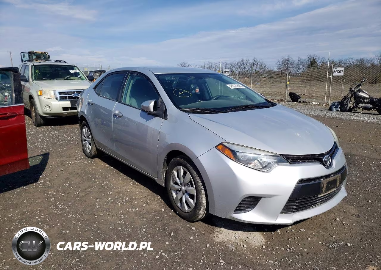 2015 Toyota Corolla Le VIN:2T1BURHE8FC277463 - 4