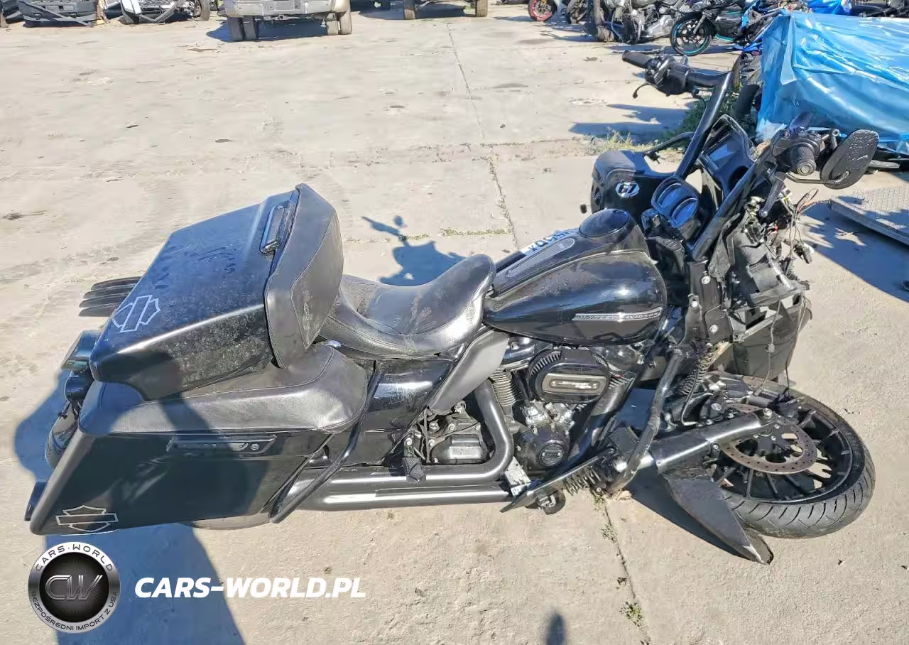 2018 Harley-Davidson Fltrxs Road Glide Special