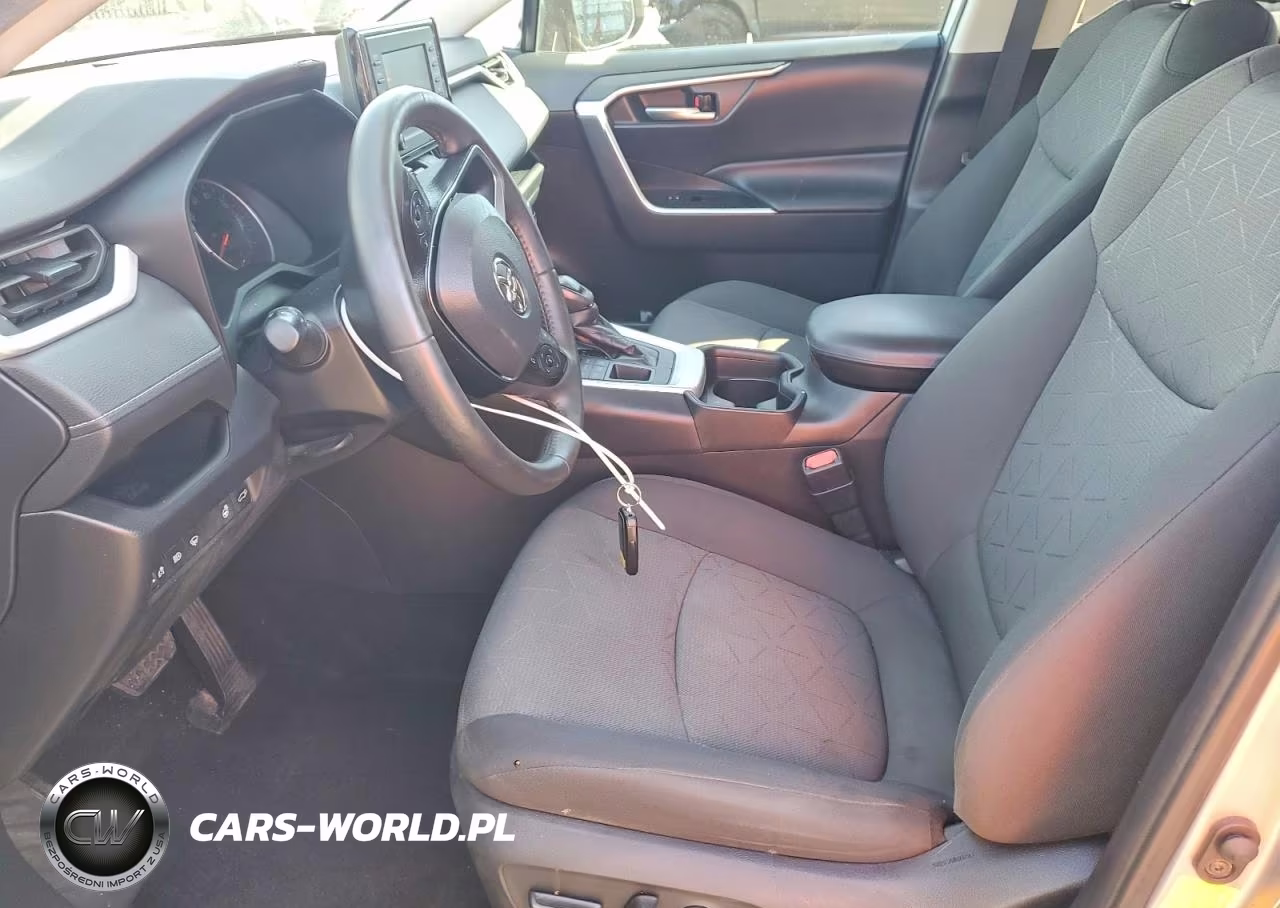 2021 Toyota Rav4 Xle VIN:2T3P1RFV0MC236542 - 7