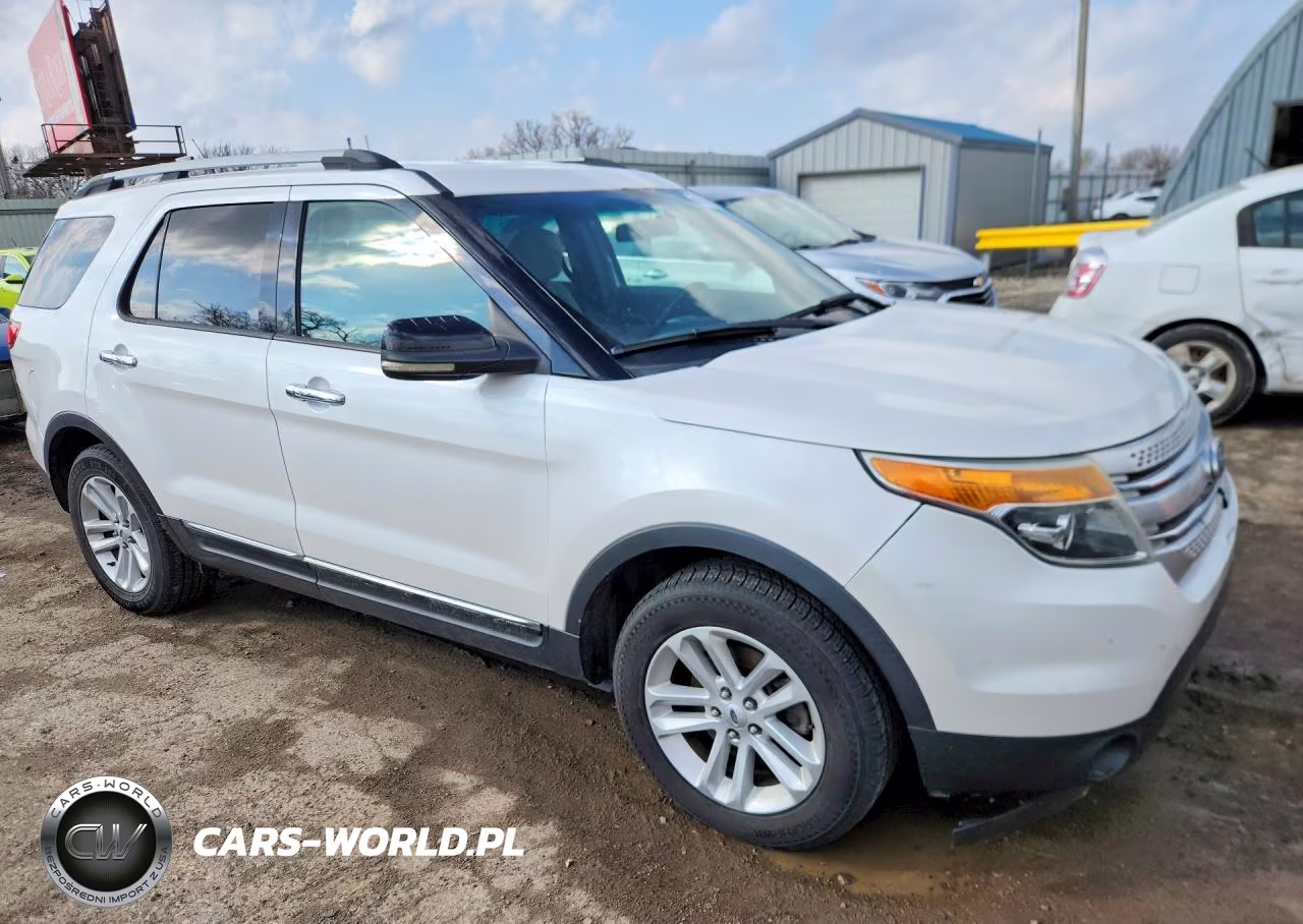 2012 Ford Explorer Xlt VIN:1FMHK7D83CGA41509 - 4