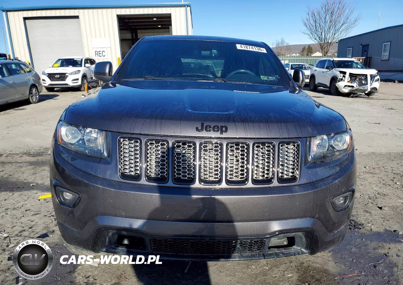 2015 Jeep Grand Cherokee Laredo VIN:1C4RJFAG7FC861573 - 5