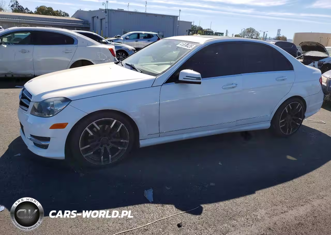 2014 Mercedes-Benz C 250