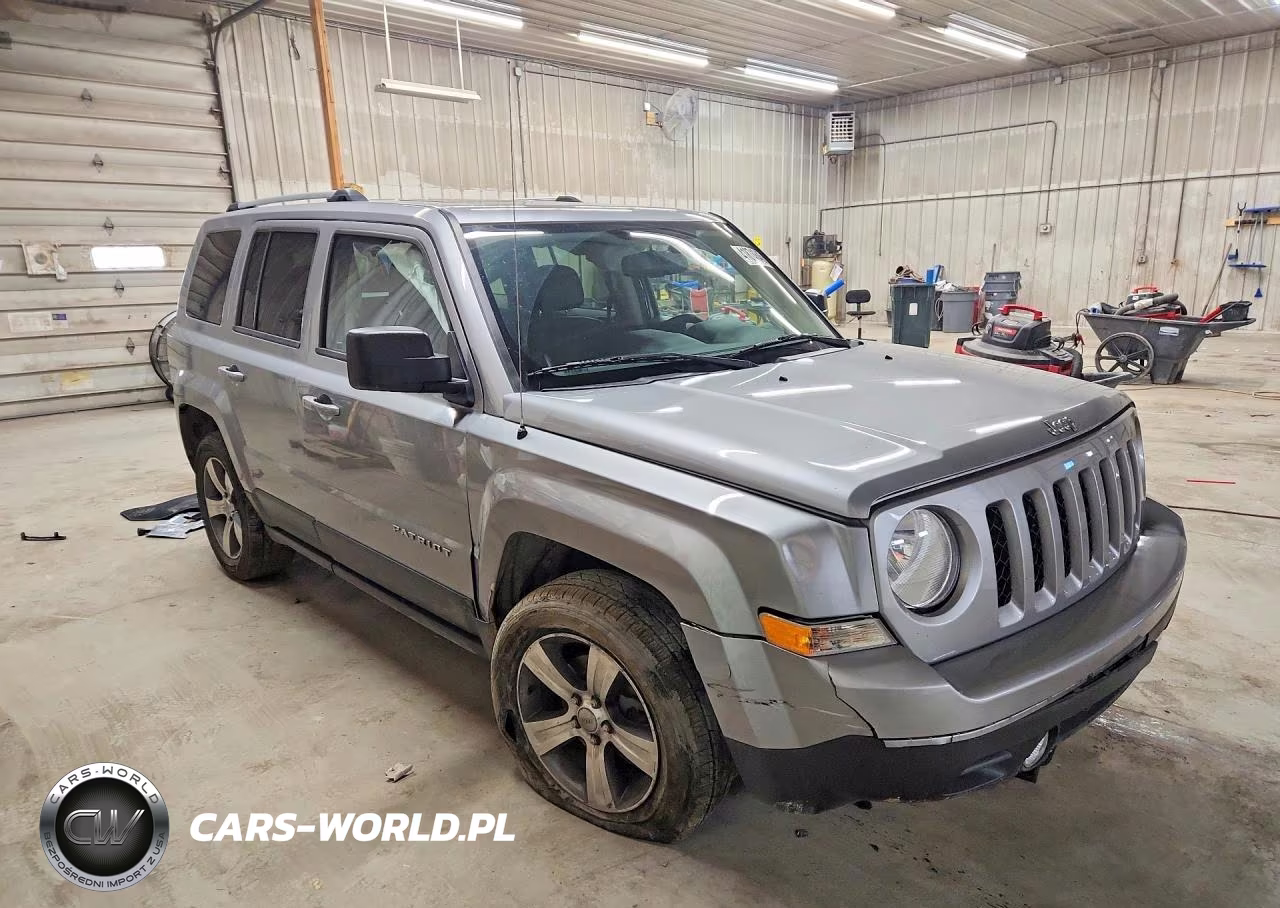 2017 Jeep Patriot Latitude VIN:1C4NJRFB0HD155393 - 4