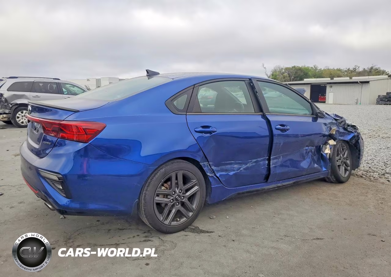2021 Kia Forte Gt-Line VIN:3KPF34AD8ME356803 - 3
