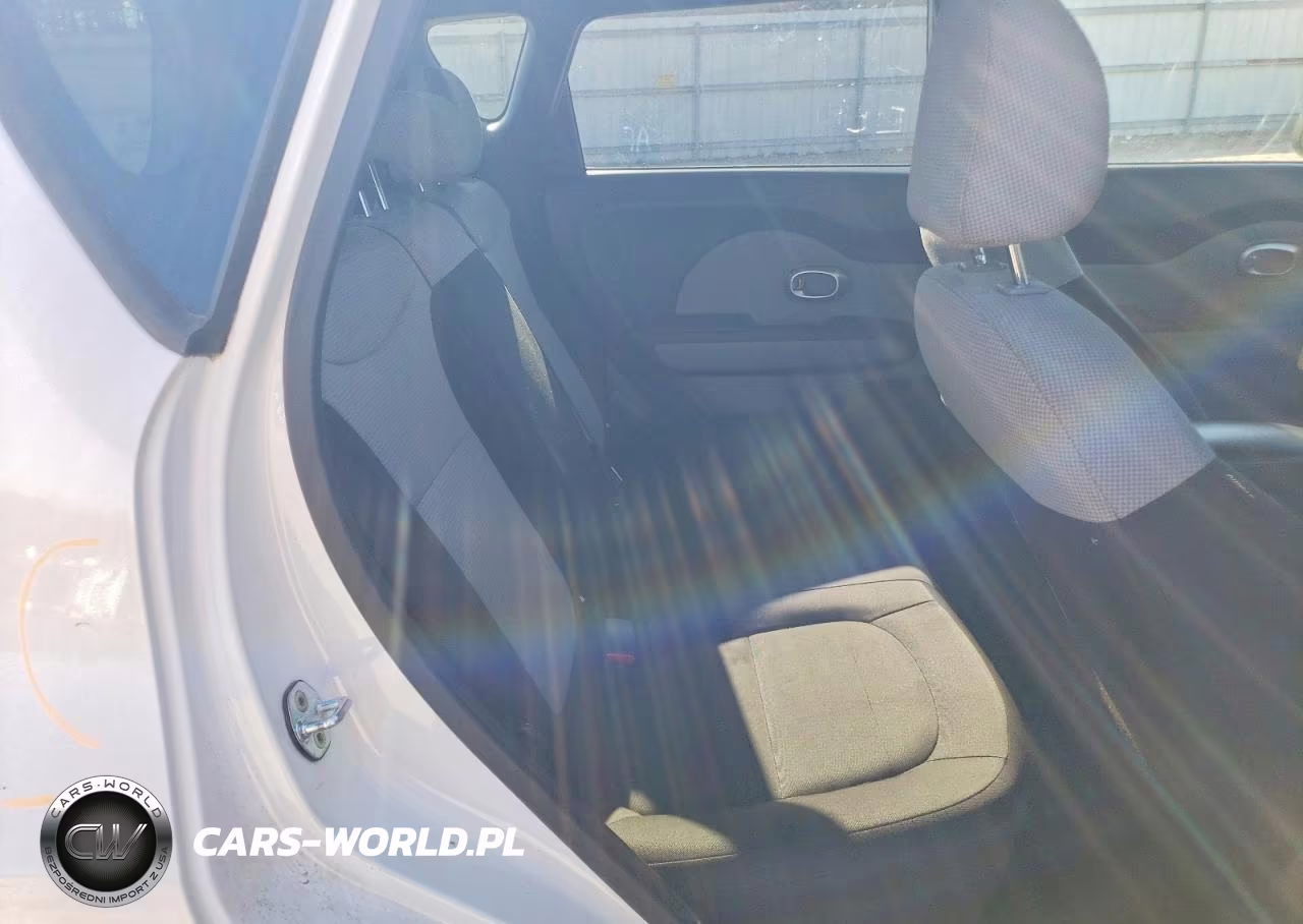2016 Kia Soul Base VIN:KNDJN2A23G7303471 - 10