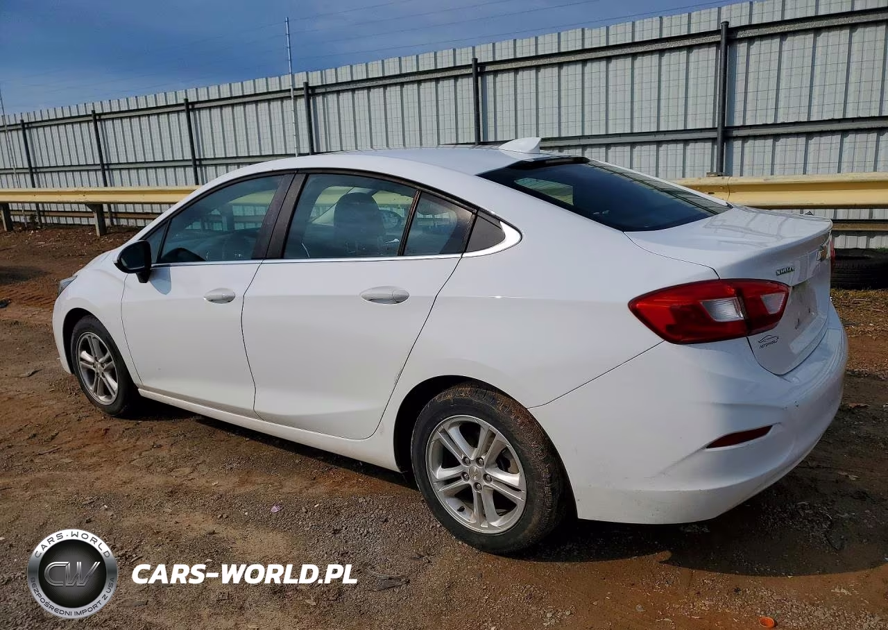 2018 Chevrolet Cruze Lt VIN:1G1BE5SMXJ7173937 - 2