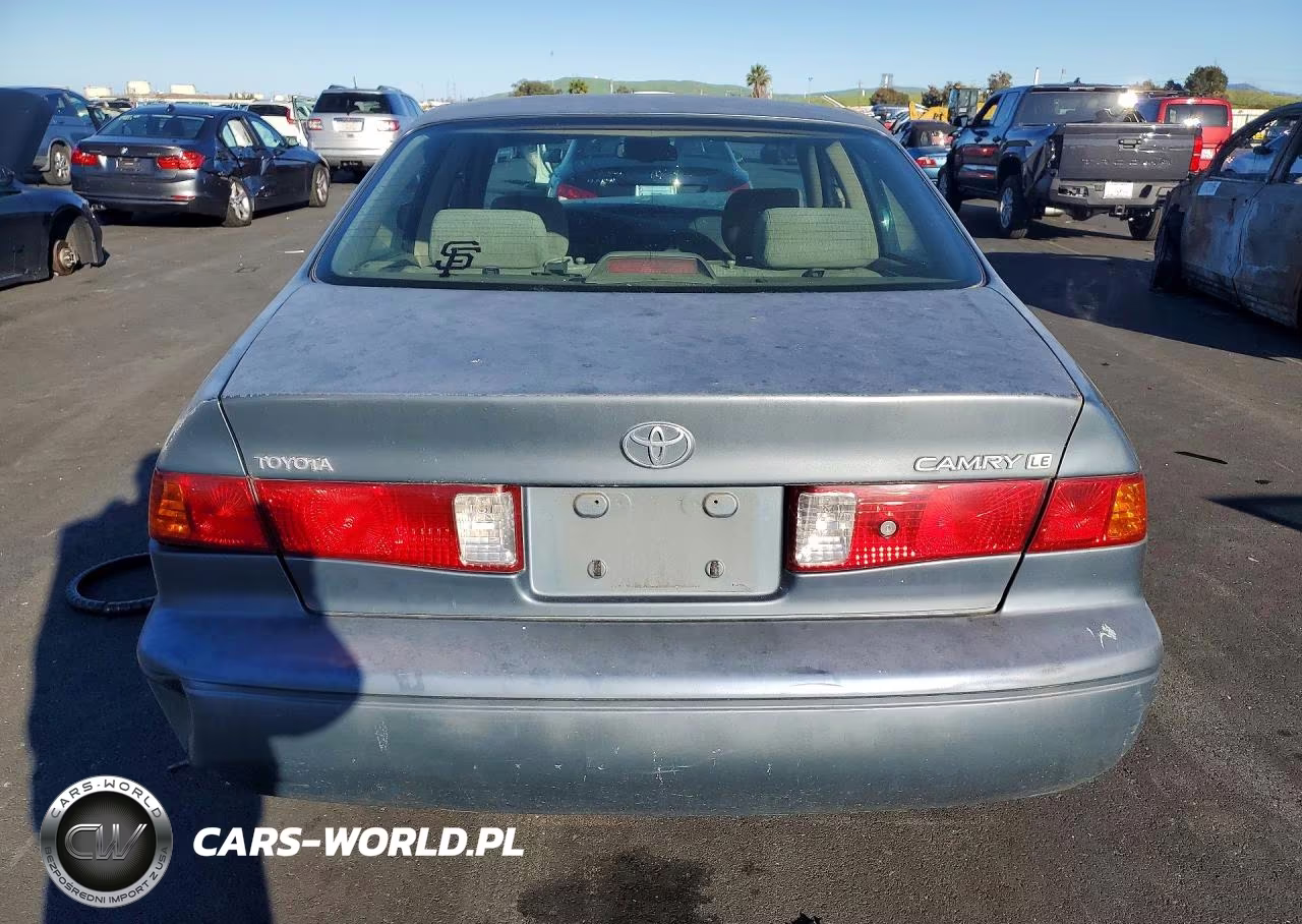 2000 Toyota Camry Le VIN:JT2BG22K2Y0408745 - 6