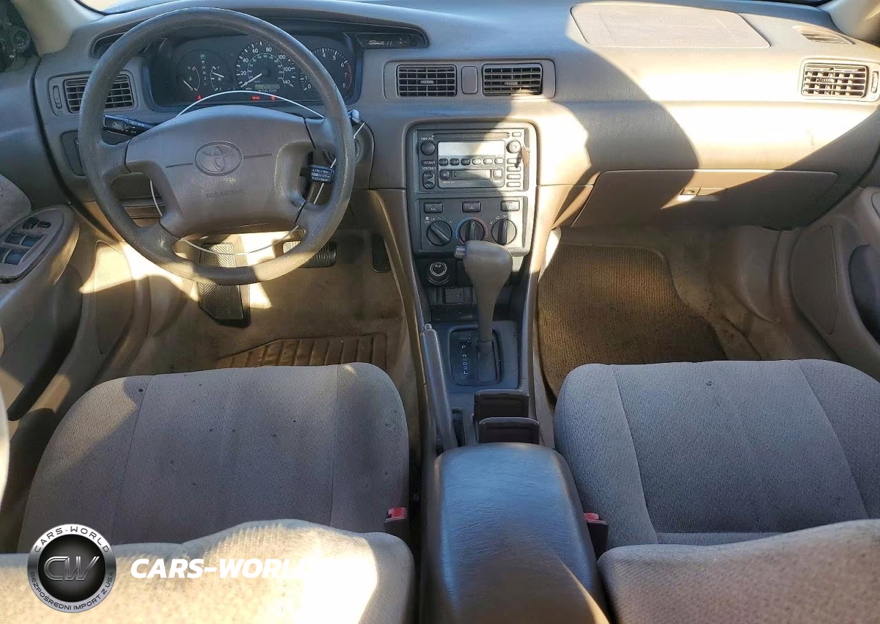 2000 Toyota Camry Le VIN:JT2BG22K2Y0408745 - 8