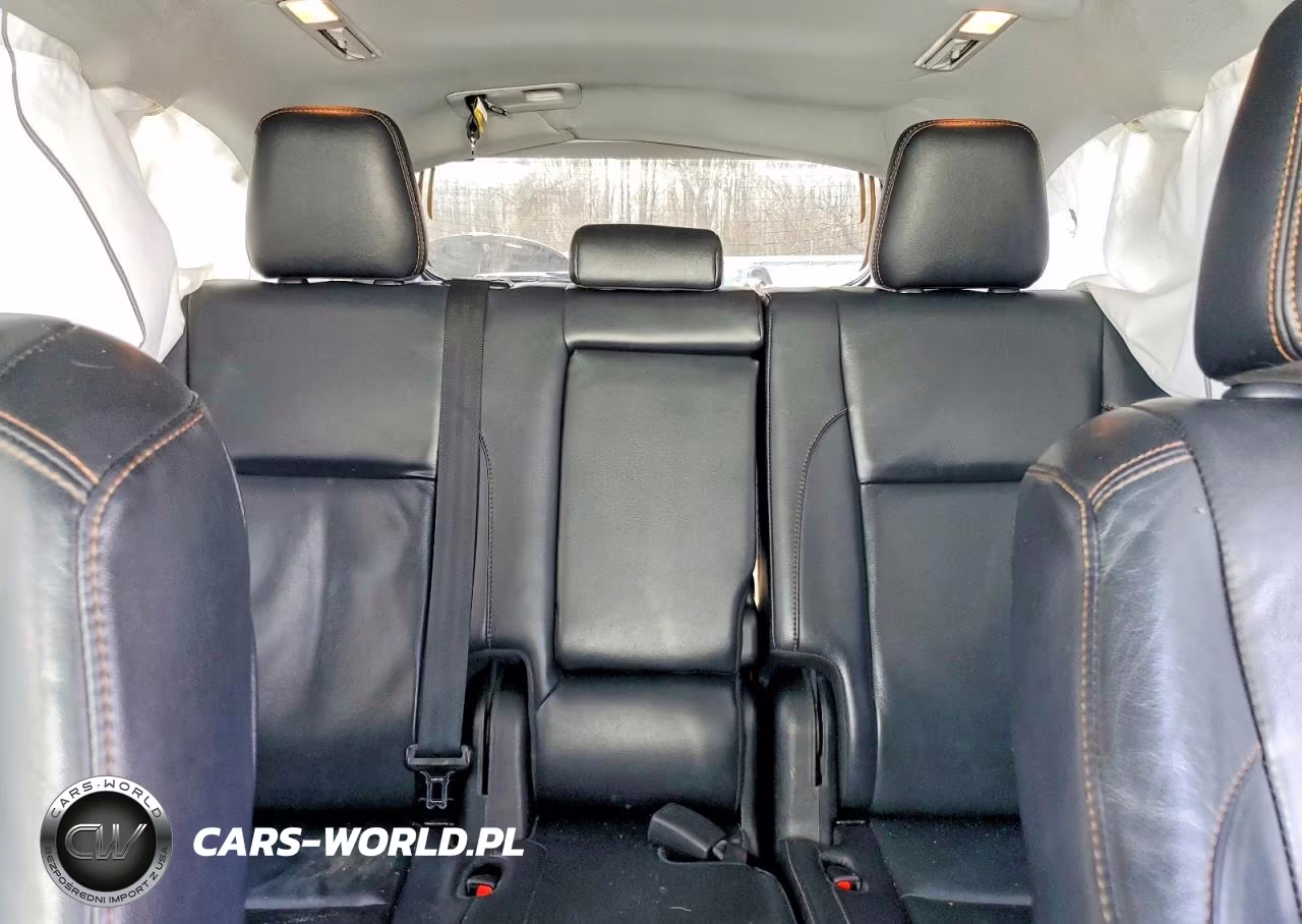 2019 Toyota Highlander Xle VIN:5TDKZRFH8KS312079 - 10