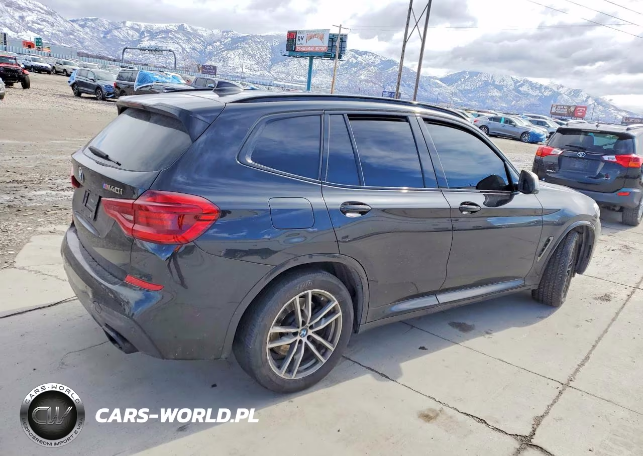 2018 BMW X3 xDrivem40I VIN:5UXTS3C58J0Y94717 - 3