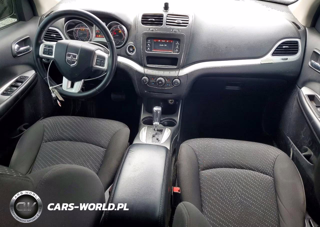 2018 Dodge Journey Se VIN:3C4PDCAB6JT517702 - 8