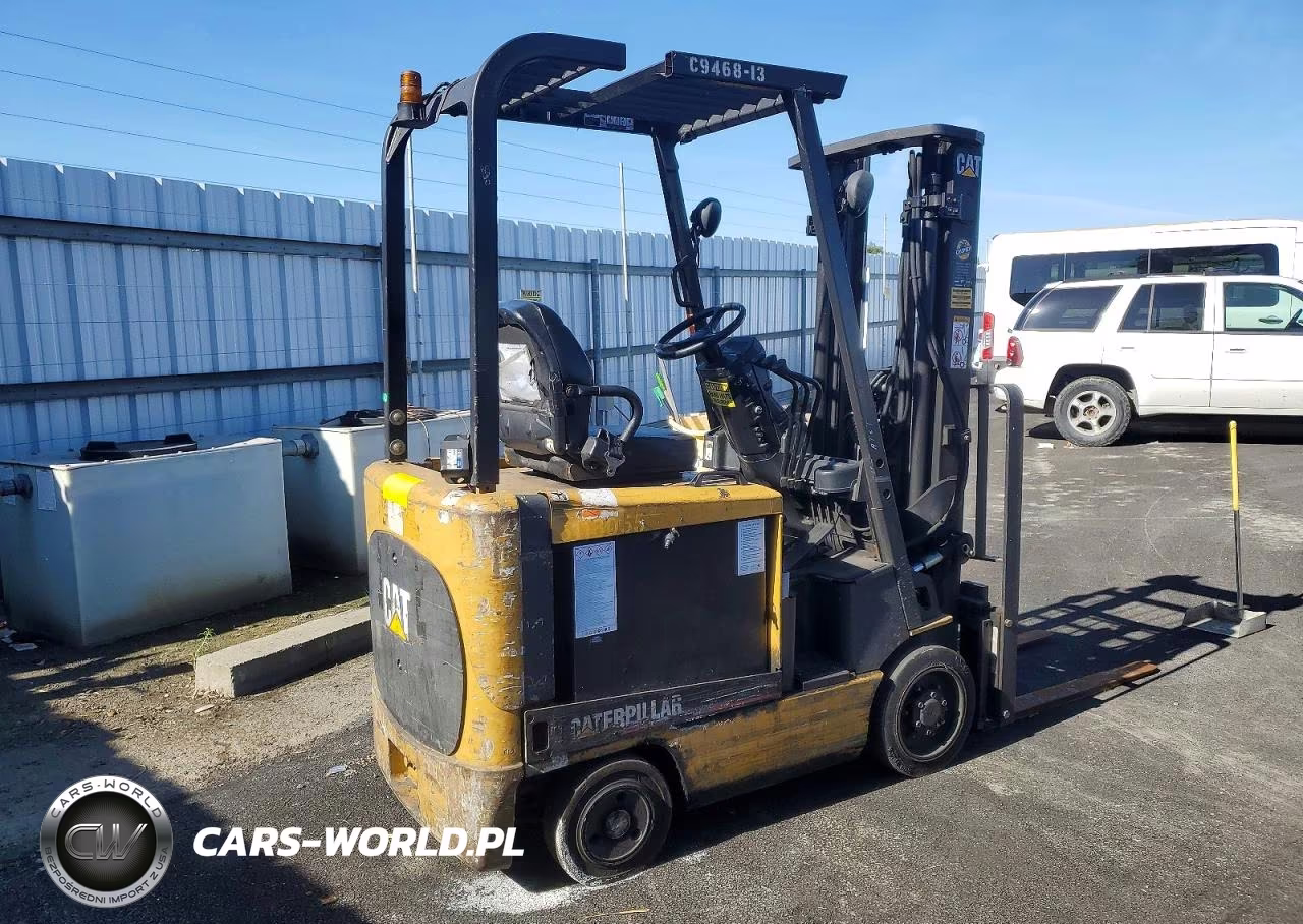 2002 Caterpillar Forklift VIN:A8EC110203 - 4