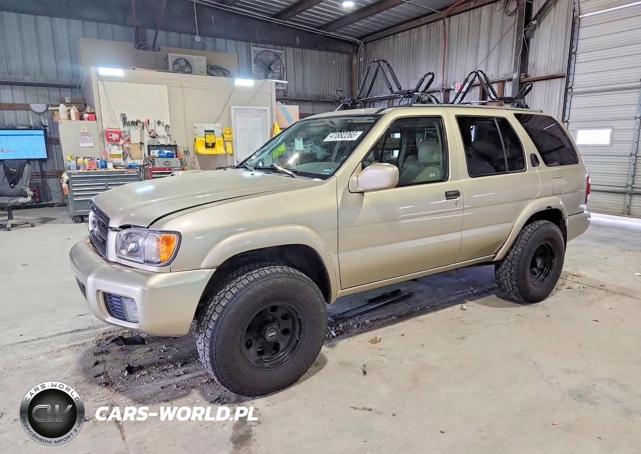 1999 Nissan Pathfinder Xe