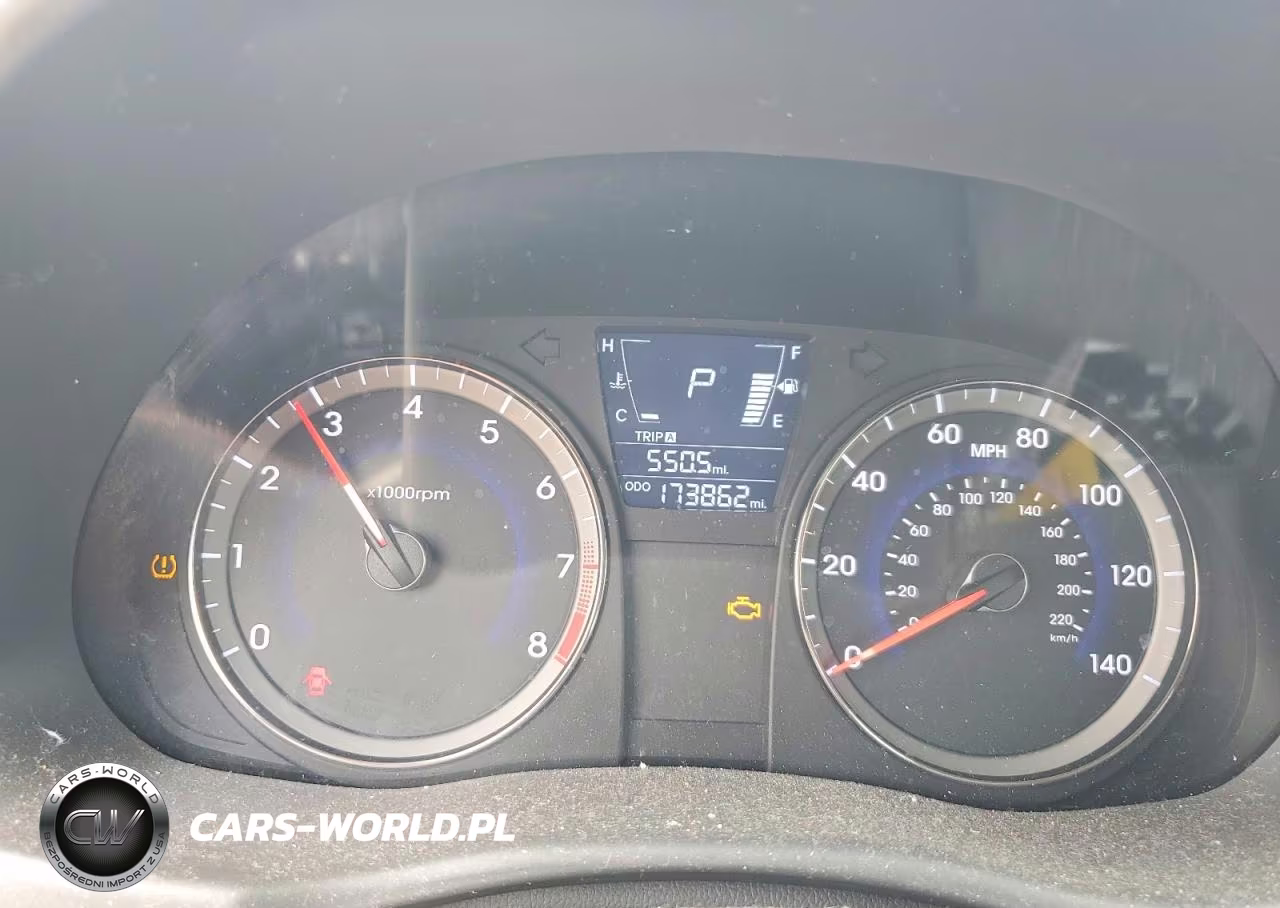 2014 Hyundai Accent VIN:KMHCU4AEXEU623110 - 9