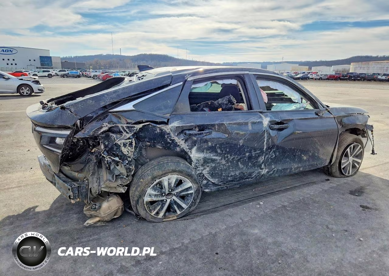 2024 Honda Civic Lx VIN:19XFL2H56RE017290 - 3