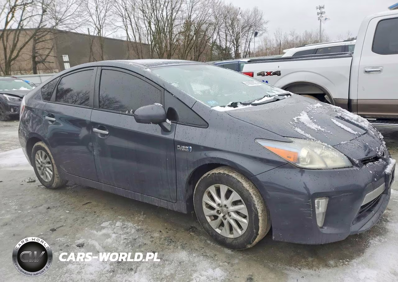 2012 Toyota Prius Plug-In Hybrid Base VIN:JTDKN3DP6C3021151 - 4
