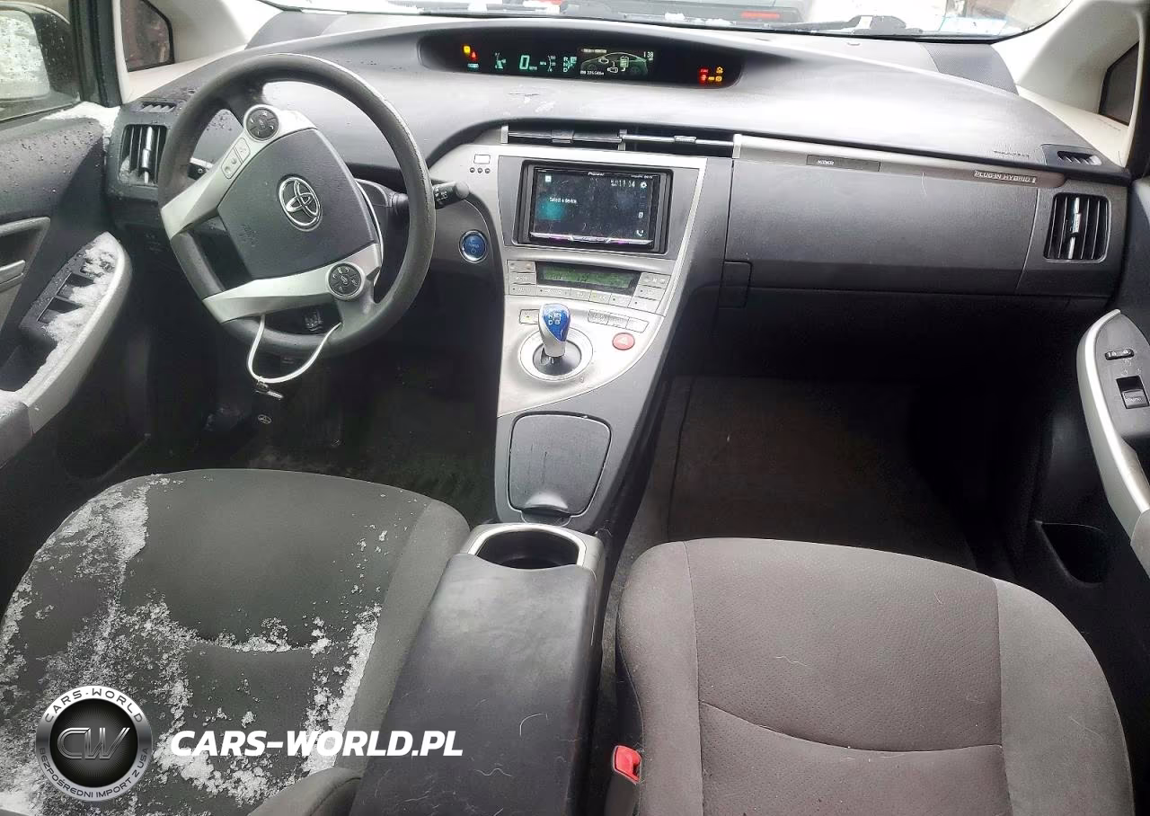 2012 Toyota Prius Plug-In Hybrid Base VIN:JTDKN3DP6C3021151 - 8
