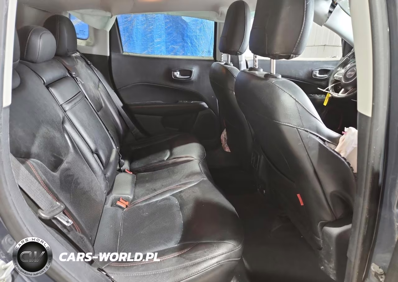 2018 Jeep Compass Trailhawk VIN:3C4NJDDB8JT282799 - 11