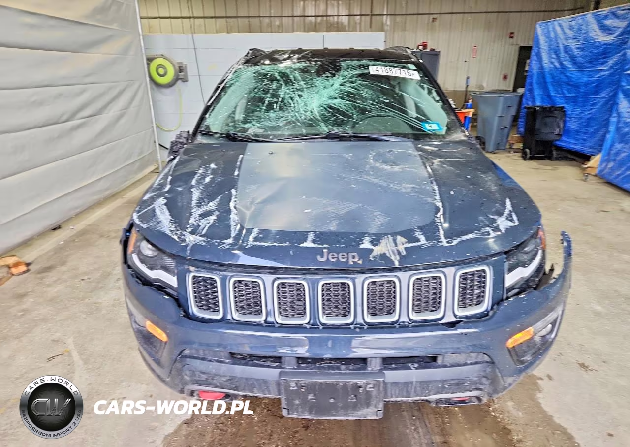 2018 Jeep Compass Trailhawk VIN:3C4NJDDB8JT282799 - 5