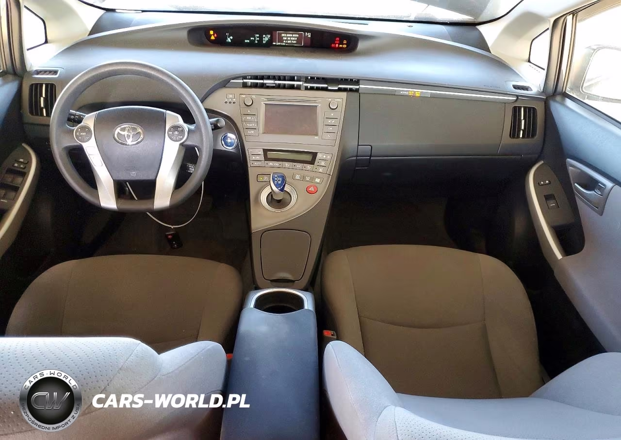 2014 Toyota Prius Two VIN:JTDKN3DU2E1778391 - 8