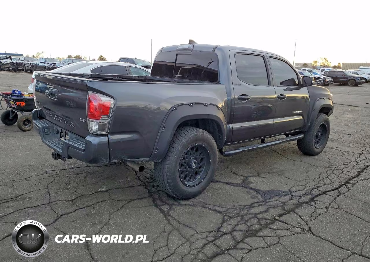 2017 Toyota Tacoma Limited VIN:3TMGZ5AN6HM100446 - 3