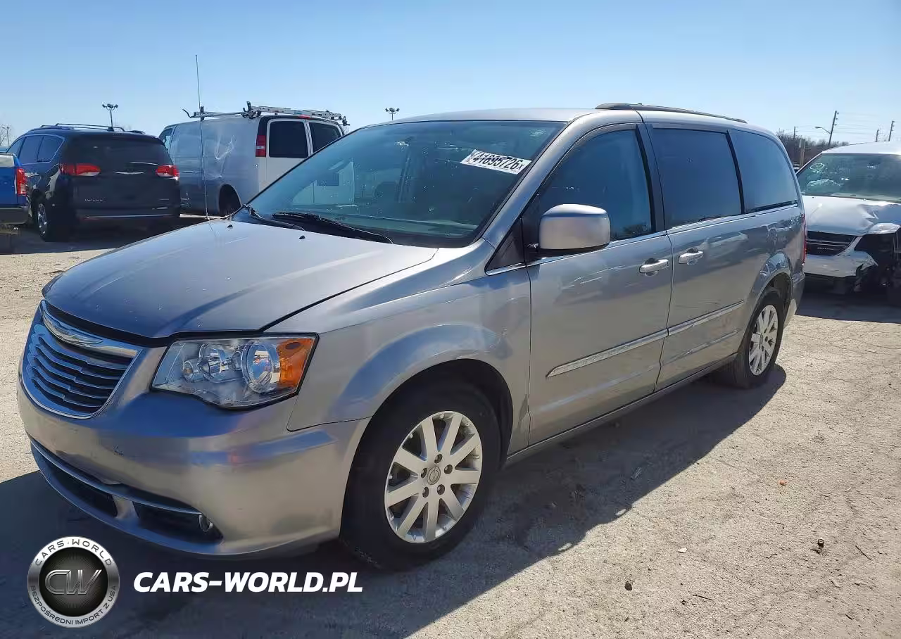 2016 Chrysler Town & Country Touring