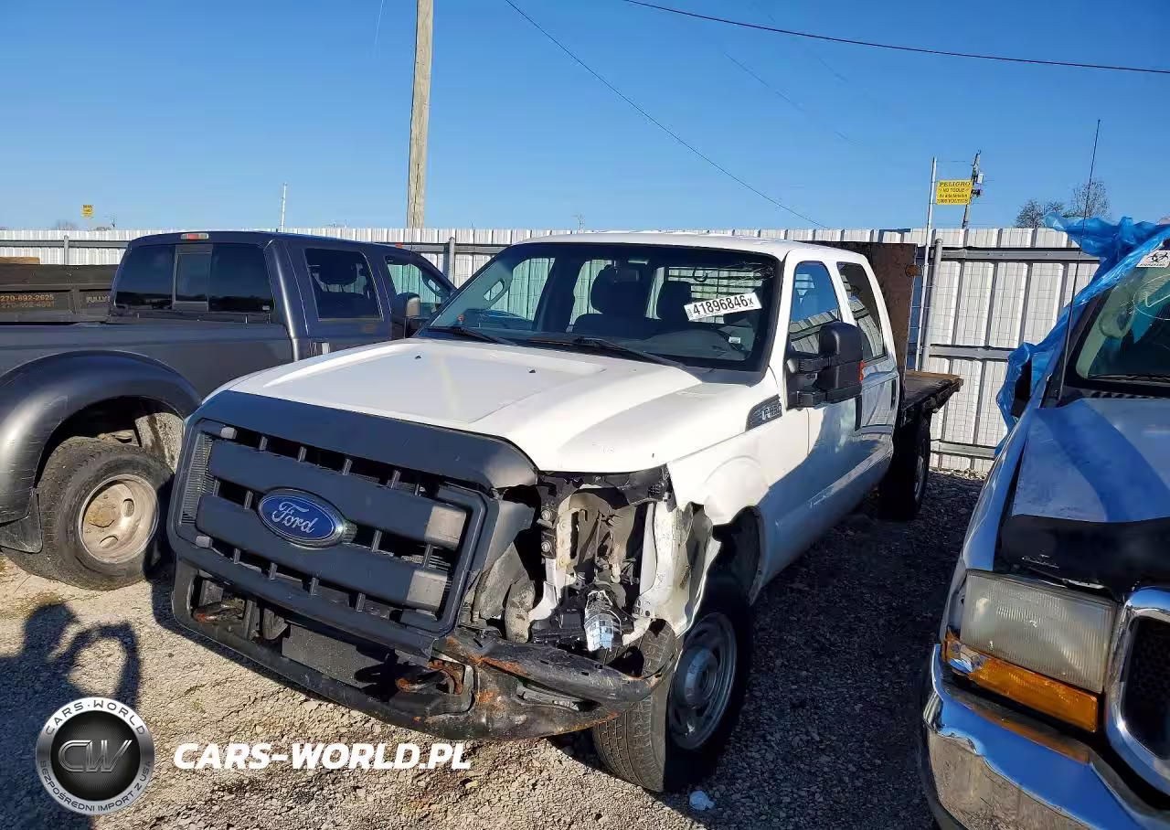 2014 Ford F250 Super Duty Flatbed Truck