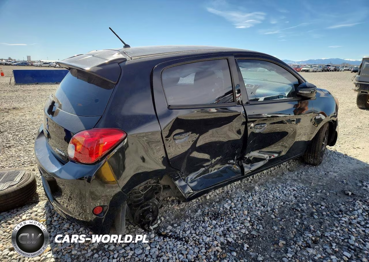 2015 Mitsubishi Mirage Es VIN:ML32A4HJ1FH048100 - 3