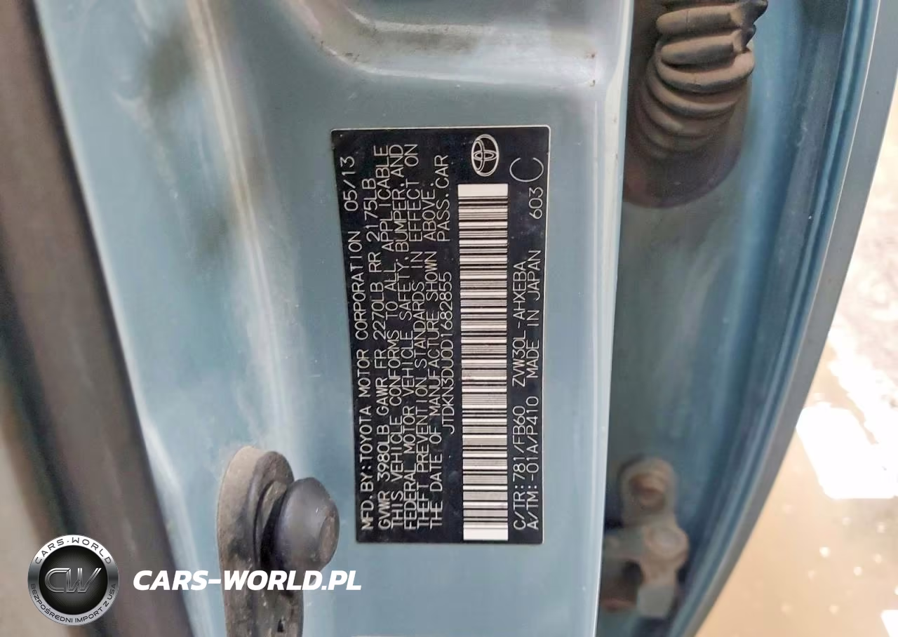 2013 Toyota Prius Three VIN:JTDKN3DU0D1682855 - 12