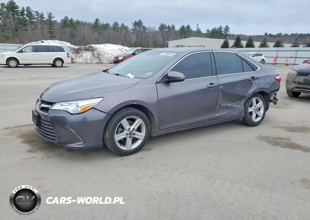 2015 Toyota Camry Le
