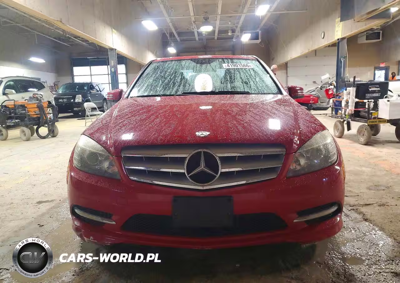 2011 Othr C300 VIN:WDDGF8BB8BF533617 - 5