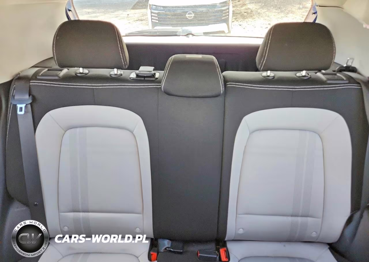 2024 Hyundai Venue Sel VIN:KMHRC8A34RU316038 - 10