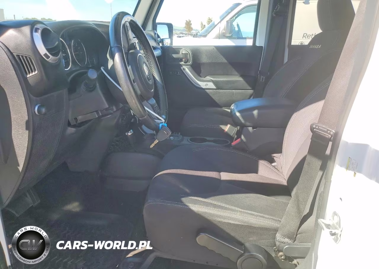 2014 Jeep Wrangler Unlimited Sahara VIN:1C4BJWEG7EL206615 - 7