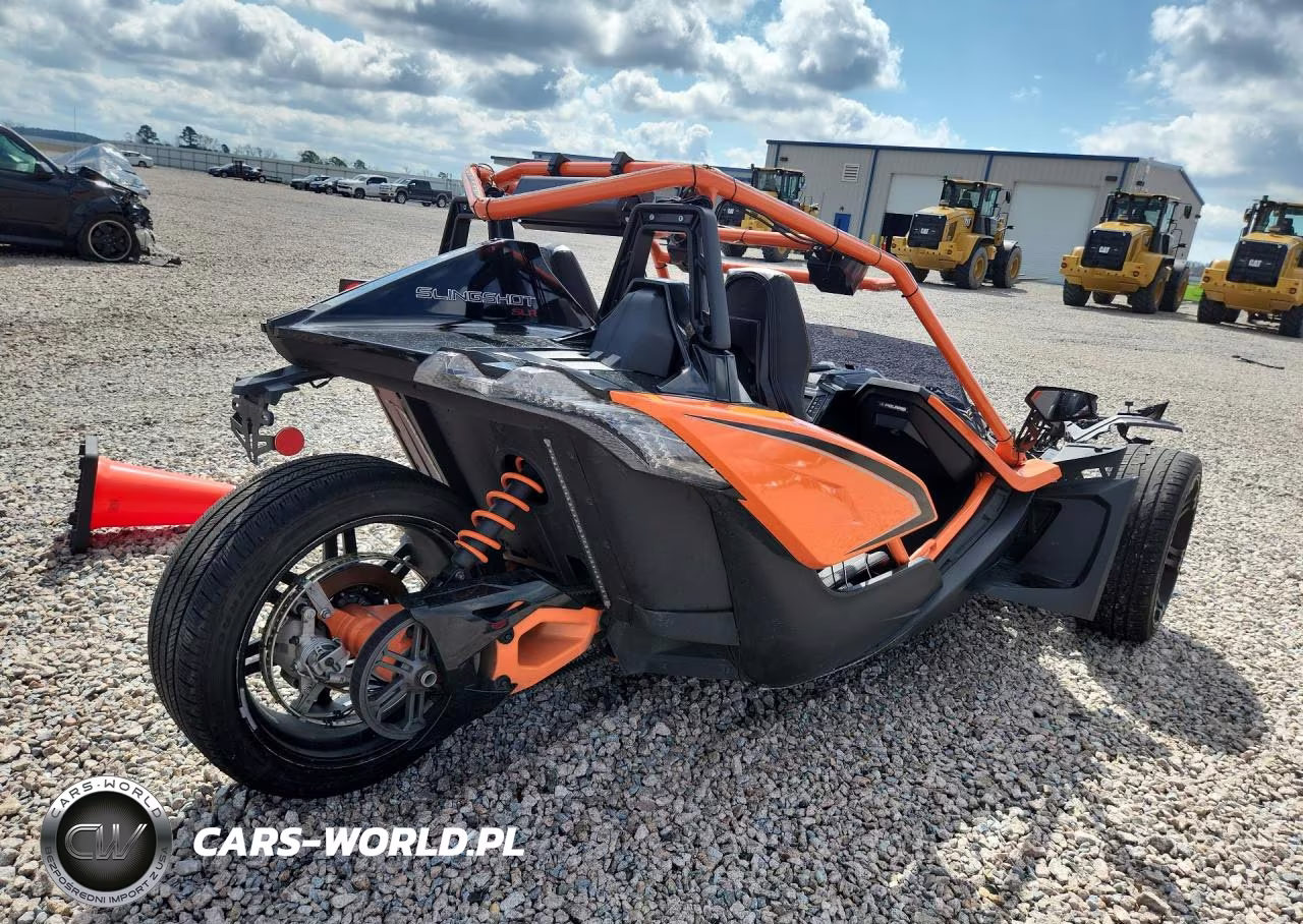 2017 Polaris Slingshot Slr VIN:57XAARFA5H8123819 - 3