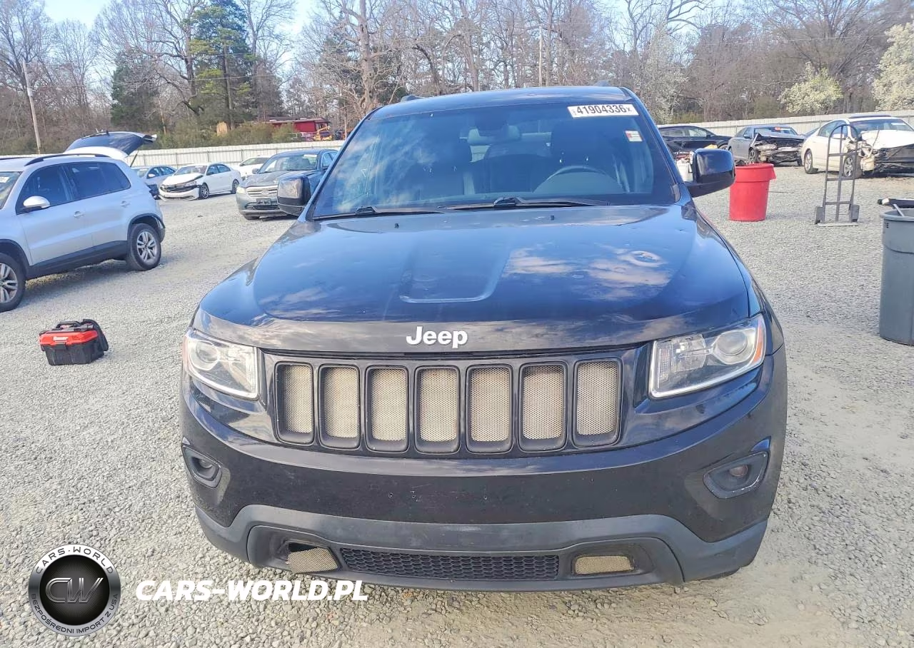 2015 Jeep Grand Cherokee Laredo VIN:1C4RJFAG3FC736859 - 5