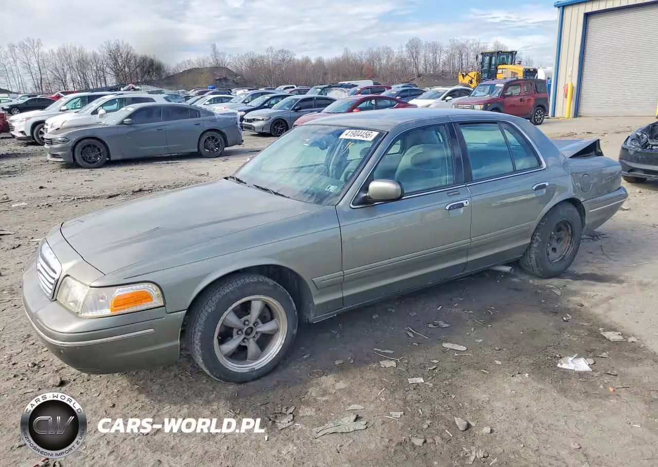 2000 Ford Crown Victoria Lx