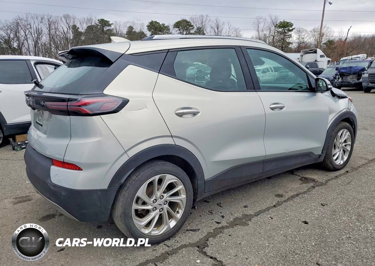 2023 Chevrolet Bolt Euv Lt VIN:1G1FY6S0XP4150292 - 3