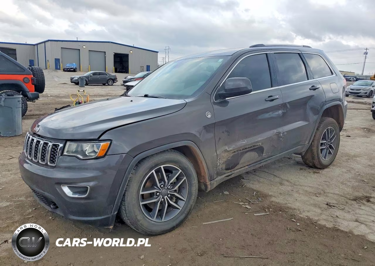 2020 Jeep Grand Cherokee Laredo
