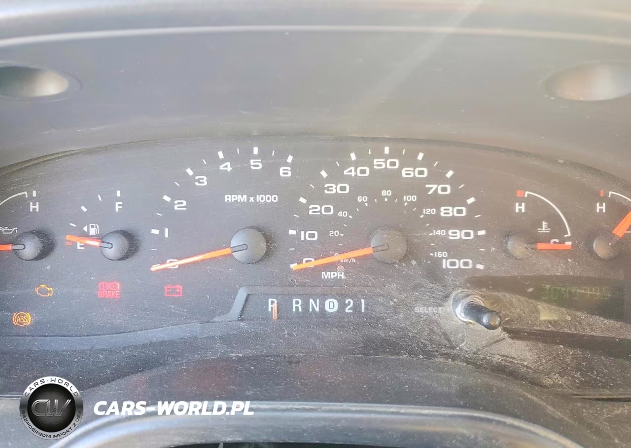 2006 Ford E250 Delivery Van VIN:1FTNS24W76DA22699 - 9