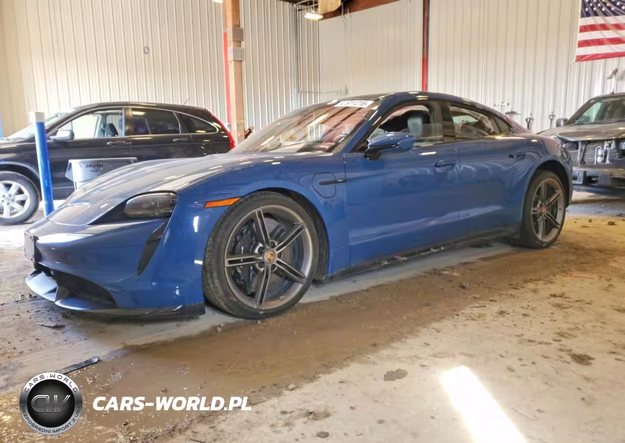 2022 Porsche Taycan Turbo