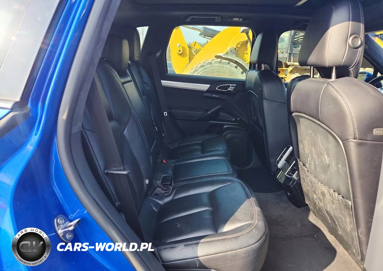 2017 Porsche Cayenne Gts VIN:WP1AD2A20HLA83510 - 11