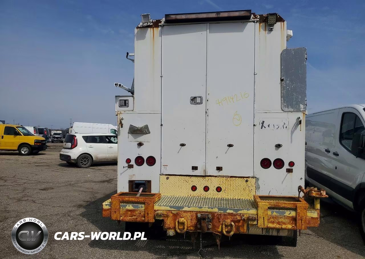 2011 Ford F750 Super Duty Utility - Service Truck VIN:3FRXF7FK4BV091477 - 6